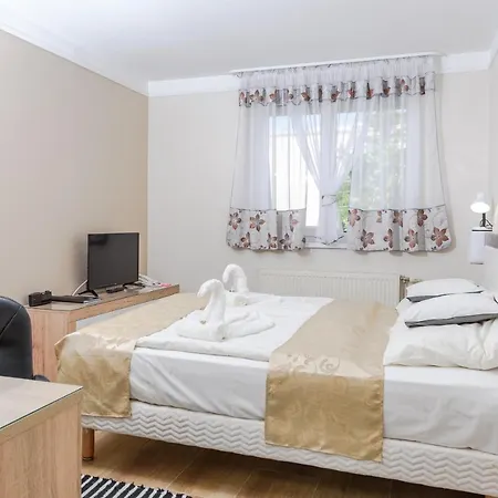 Zenubia 3* Hajdúszoboszló
