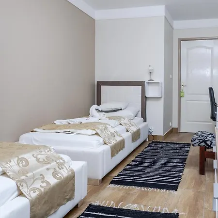 Zenubia Hotel