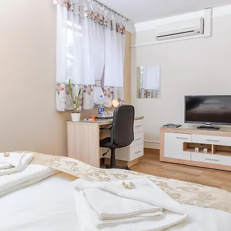 Hotel Zenubia 3*