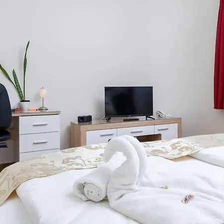 Zenubia Hotel