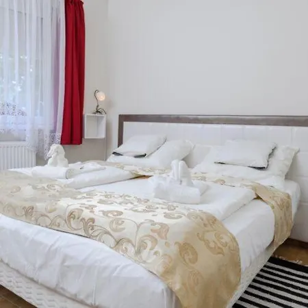 Zenubia Hotel Hajduszoboszlo